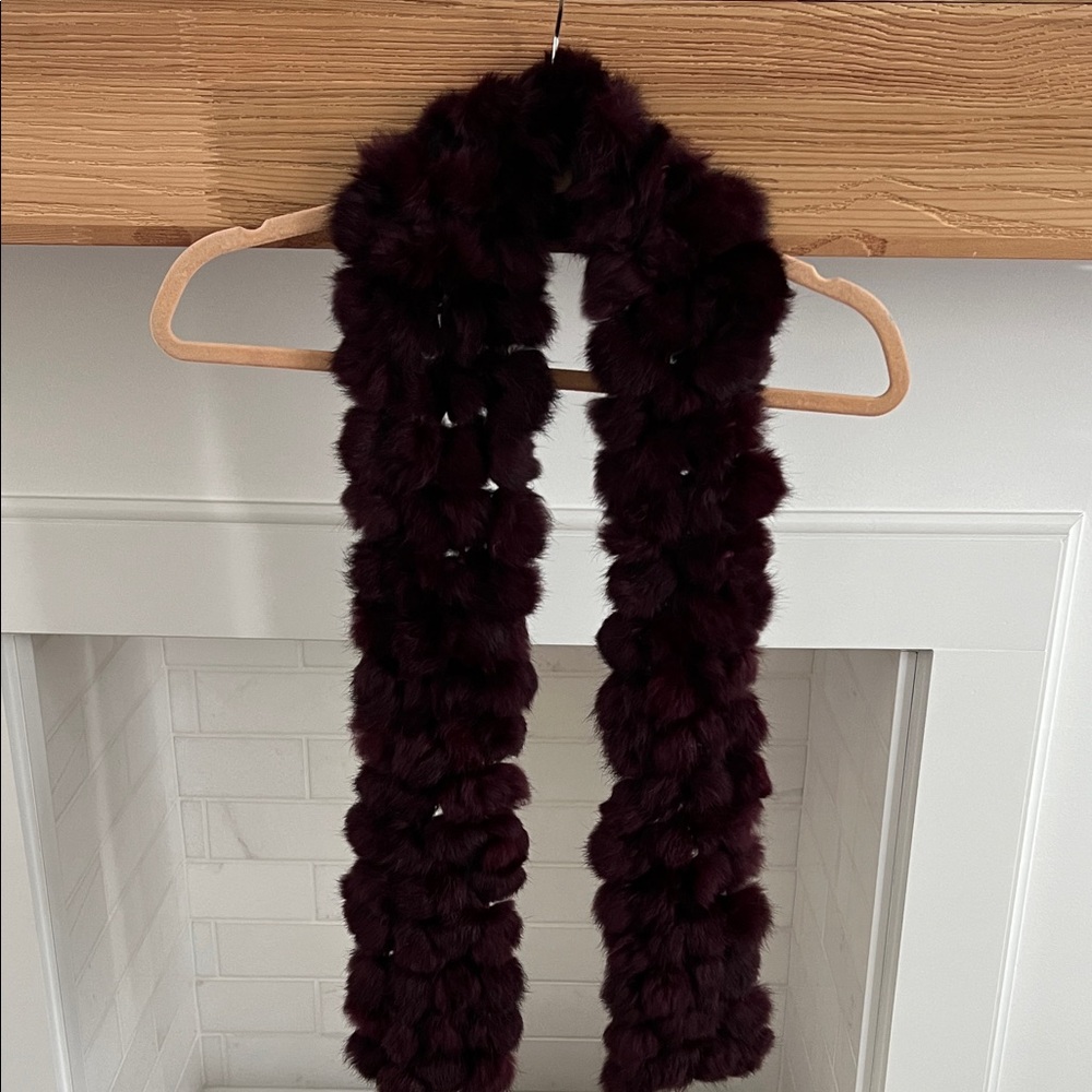 Folio Rabbit Scarf - Picture 2 of 8